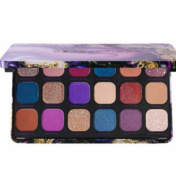 SOLD Eyeshadow pallet  from revolution, i - Picture 2 of 3